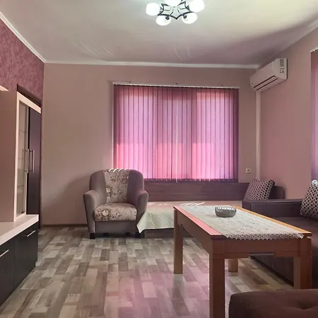 речен шепот شقة *